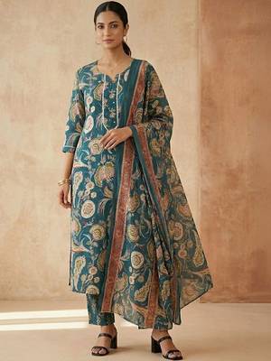 Women Ethnic Motifs Printed Regular Kurta with Trousers & With Dupatta 1