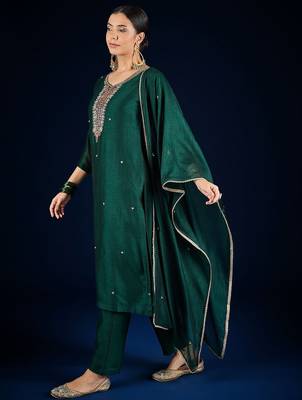 Floral Yoke Design Beads And Stones Kurta With Trousers & Dupatta 6