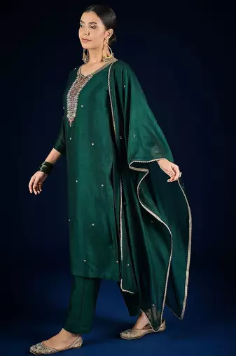 Floral Yoke Design Beads And Stones Kurta With Trousers & Dupatta