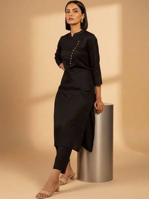 Women Angrakha Kurta with Trousers 3