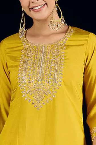 Women Ethnic Motifs Embroidered Kurta with Trousers & Dupatta