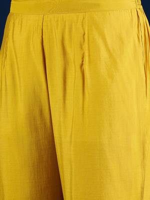 Women Ethnic Motifs Embroidered Kurta with Trousers & Dupatta 3