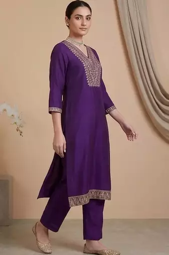 Women Ethnic Motifs Embroidered Regular Thread Work Kurta with Trousers & With Dupatta