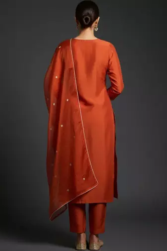 Ethnic Motifs Embroidered Regular Thread Work Kurta with Trousers & With Dupatta