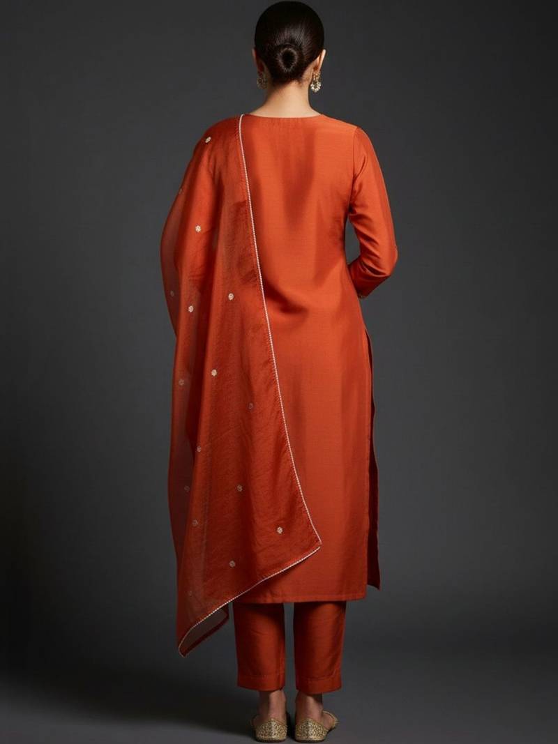 Ethnic Motifs Embroidered Regular Thread Work Kurta with Trousers & With Dupatta