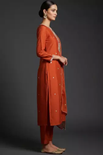 Ethnic Motifs Embroidered Regular Thread Work Kurta with Trousers & With Dupatta