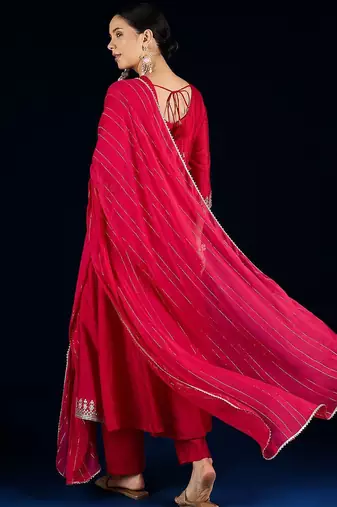 Women Yoke Design Regular Kurta with Trousers & Dupatta