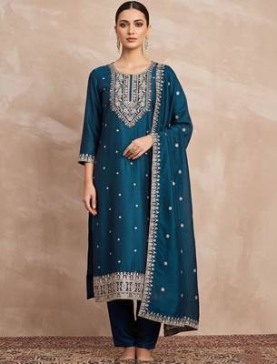 Women Ethnic Motifs Embroidered Regular Thread Work Kurta with Trousers & With Dupatta 1
