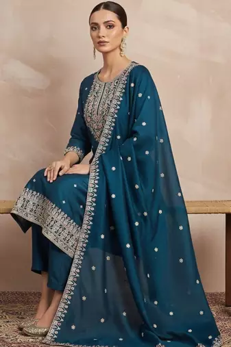 Women Ethnic Motifs Embroidered Regular Thread Work Kurta with Trousers & With Dupatta