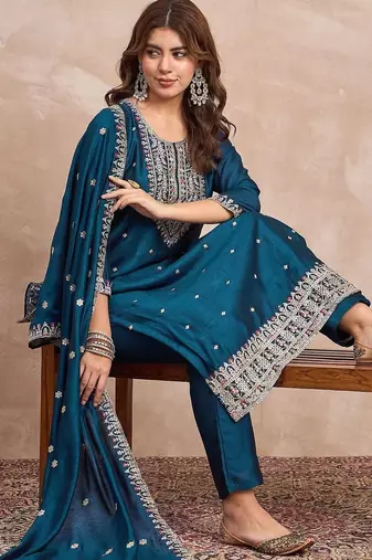 Women Ethnic Motifs Embroidered Kurta with Trousers & Dupatta