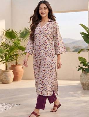 women ethnic motifs printed regular kurta with trousers 6