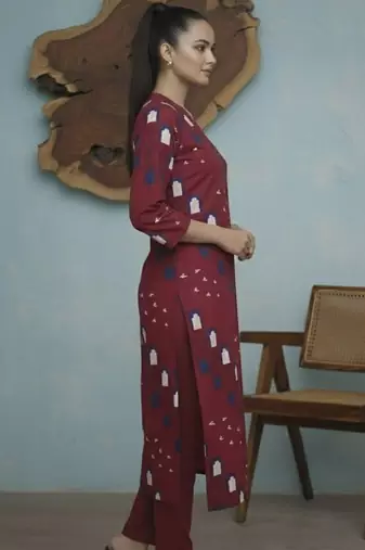 Women Ethnic Motifs Printed Regular Kurta with Trousers
