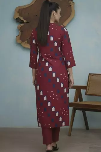 Women Ethnic Motifs Printed Regular Kurta with Trousers