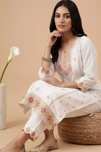 Women Ethnic Motifs Embroidered Regular Thread Work Kurta with Trousers & With Dupatta