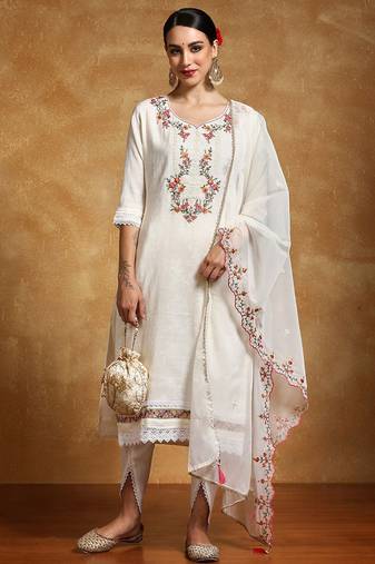 Women Floral Embroidered Regular Thread Work Kurta with Dhoti Pants & With Dupatta