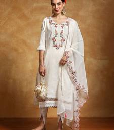 Women Floral Embroidered Regular Thread Work Kurta with Dhoti Pants & With Dupatta