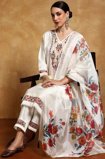 Women Floral Embroidered Regular Thread Work Kurta with Trousers & With Dupatta