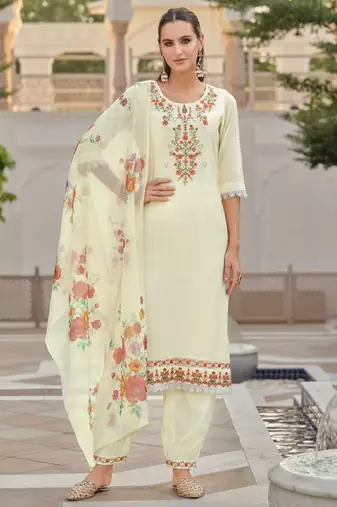 Women Floral Embroidered Regular Thread Work Kurta with Patiala & With Dupatta