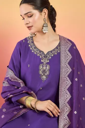 Women Ethnic Motifs Embroidered Beads and Stones Kurta with Trouser & Dupatta