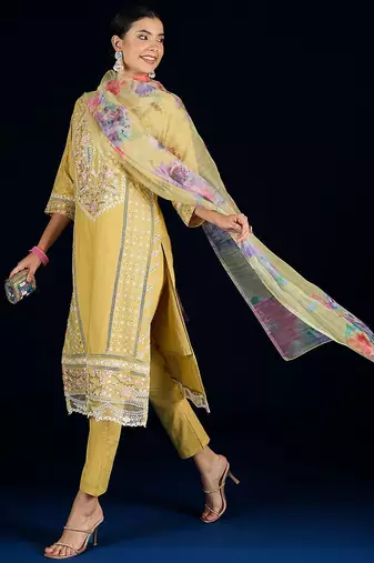 Women Floral Embroidered Pure Cotton Kurta with Trousers & Dupatta