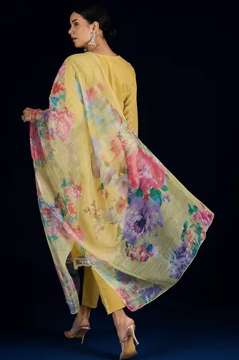 Women Floral Embroidered Pure Cotton Kurta with Trousers & Dupatta