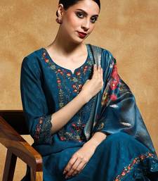 Women Floral Yoke Design Regular Thread Work Kurta with Trousers & With Dupatta