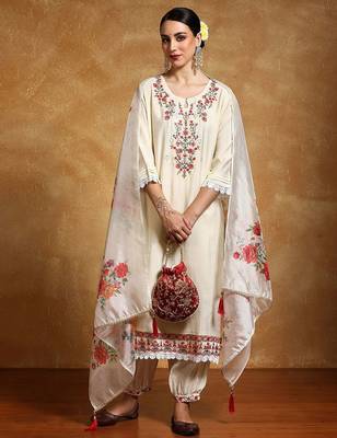 Women Floral Yoke Design Regular Thread Work Kurta with Trousers & With Dupatta 1