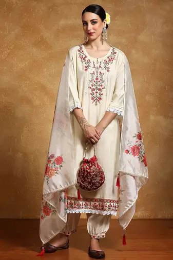 Women Floral Yoke Design Regular Thread Work Kurta with Trousers & With Dupatta