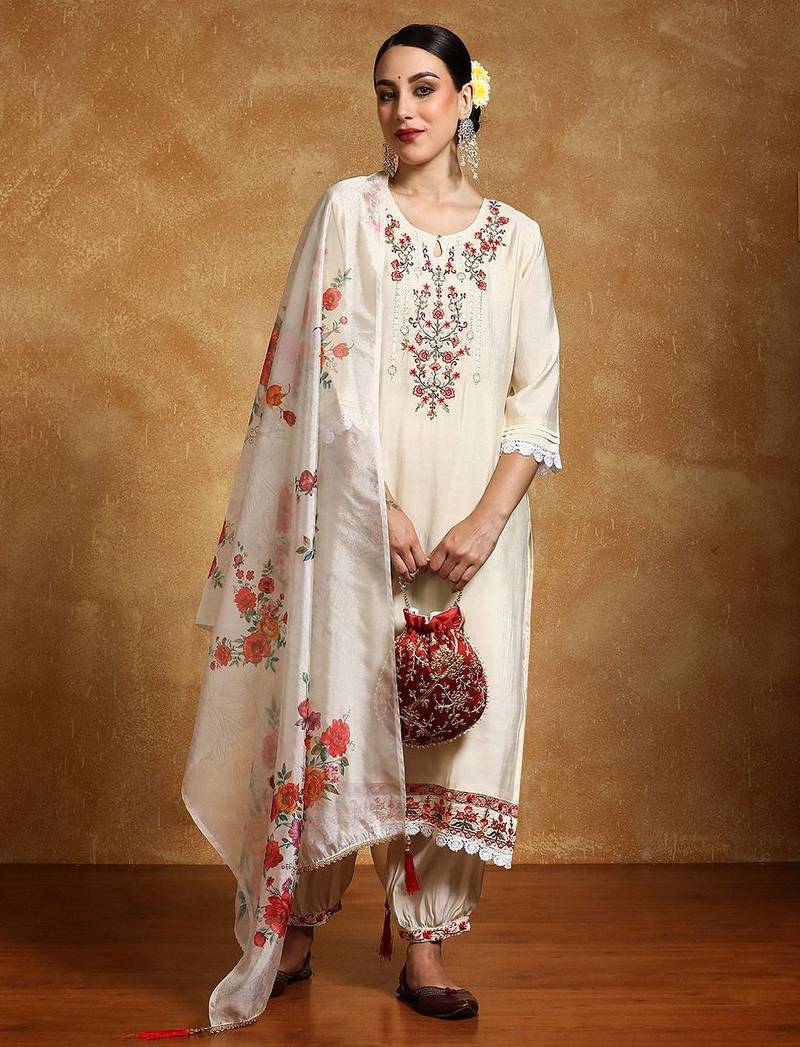 Women Floral Yoke Design Regular Thread Work Kurta with Trousers & With Dupatta