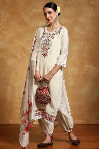 Women Floral Yoke Design Regular Thread Work Kurta with Trousers & With Dupatta
