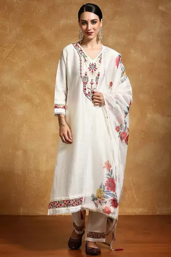 Women Floral Printed Regular Thread Work Kurta with Trousers & With Dupatta