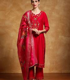 Women Floral Embroidered Regular Thread Work Kurta with Trousers & With Dupatta