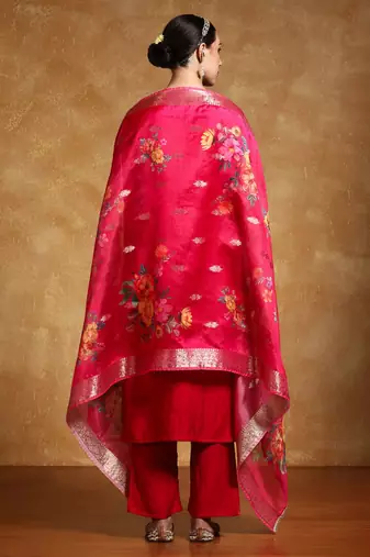 Women Floral Embroidered Regular Thread Work Kurta with Trousers & With Dupatta