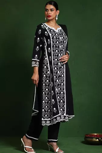 Women Floral Embroidered Regular Chikankari Pure Cotton Kurta with Trousers & With Dupatta