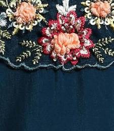 Women Floral Embroidered Regular Thread Work Pure Cotton Kurta with Trousers & With Dupatta