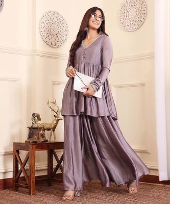 V-Neck Gotta Patti Long Sleeves A-Line Flared Kurta with Palazzo 1