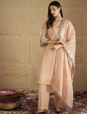 Women Solid Kurta with Palazzo & Dupatta 2