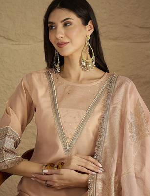Women Solid Kurta with Palazzo & Dupatta 3