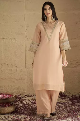 Women Solid Kurta with Palazzo & Dupatta