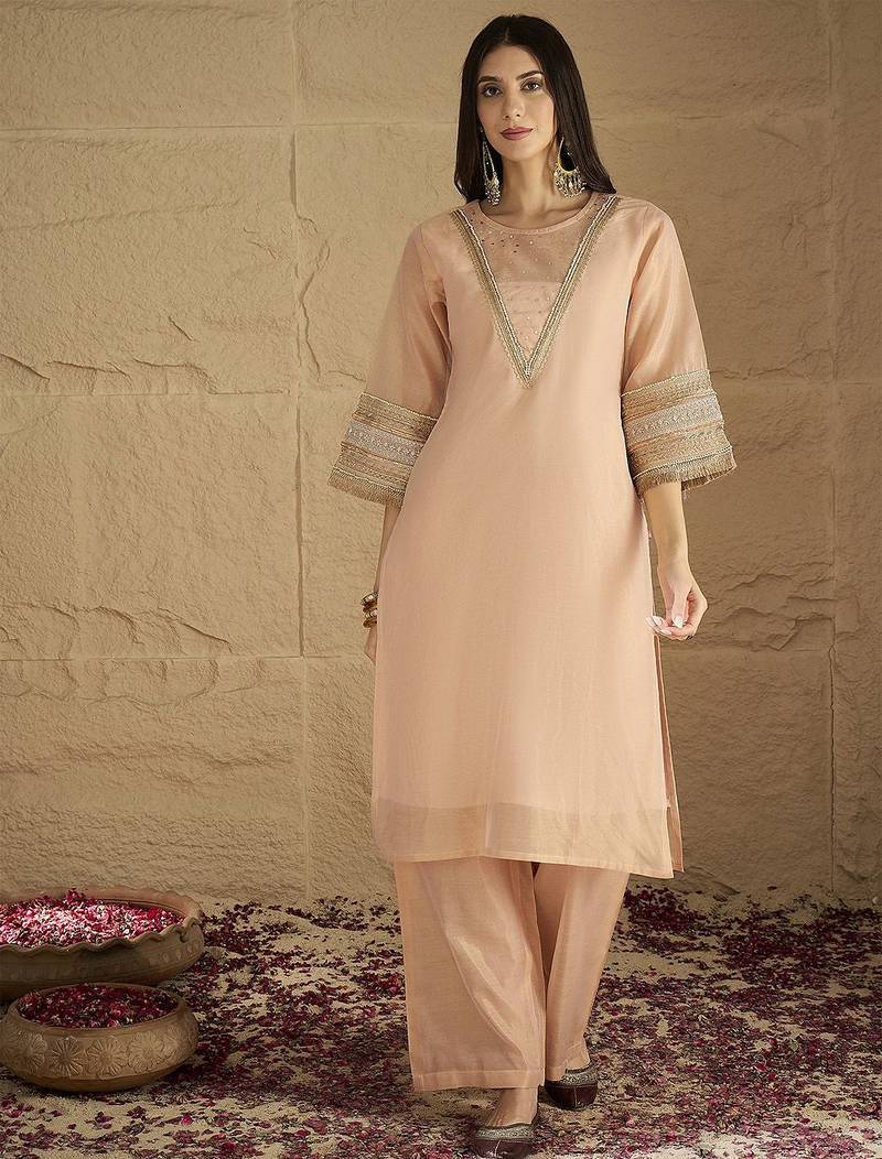 Women Solid Kurta with Palazzo & Dupatta