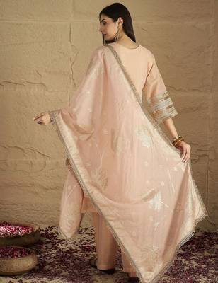 Women Solid Kurta with Palazzo & Dupatta 7