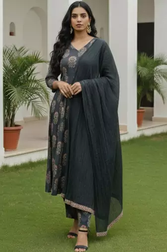 Women Ethnic Motifs Printed Regular Kurta with Trousers & With Dupatta