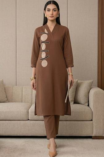 Women Ethnic Motifs Regular Kurta with Trousers
