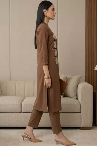 Women Ethnic Motifs Regular Kurta with Trousers