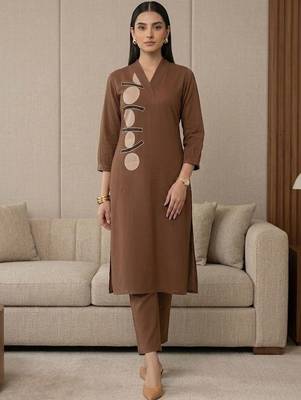 Women Ethnic Motifs Regular Kurta with Trousers 4