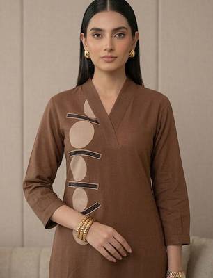 Women Ethnic Motifs Regular Kurta with Trousers 5