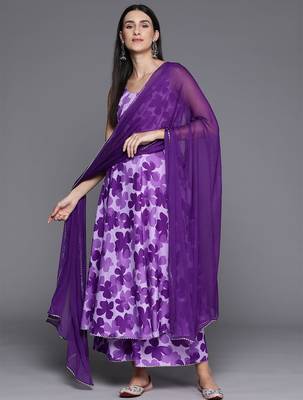 Women Floral Printed Empire Silk Crepe Kurta with Trousers & Dupatta 1