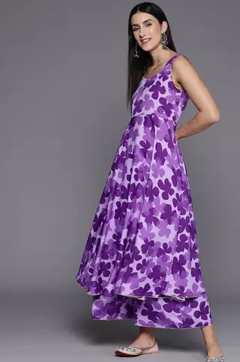Women Floral Printed Empire Silk Crepe Kurta with Trousers & Dupatta