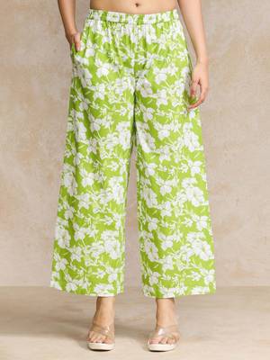 Women Floral Printed Regular Pure Cotton Kurta with Trousers 7