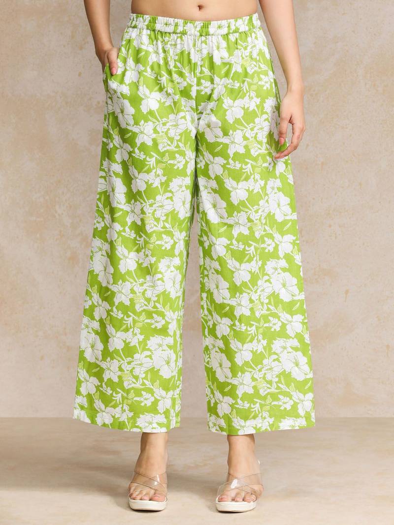 Women Floral Printed Regular Pure Cotton Kurta with Trousers